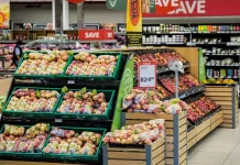Jak zwiększyć sprzedaż w sklepie dzięki materiałom POS 252-jak-zwiekszyc-sprzedaz-w-sklepie-dzieki-materialom-pos.webp