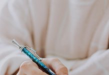 Kurs hiszpańskiego a język codzienny – dlaczego poprawna gramatyka nie wystarcza, by brzmieć naturalnie? kurs hiszpańskiego 4.jpg